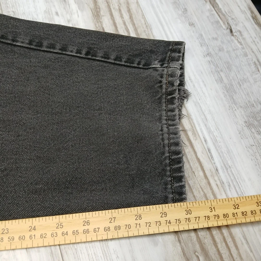 Vintage Levis 550 Relaxed Fit Black Jeans Men W40 L30 Made in Canada Tapered Leg